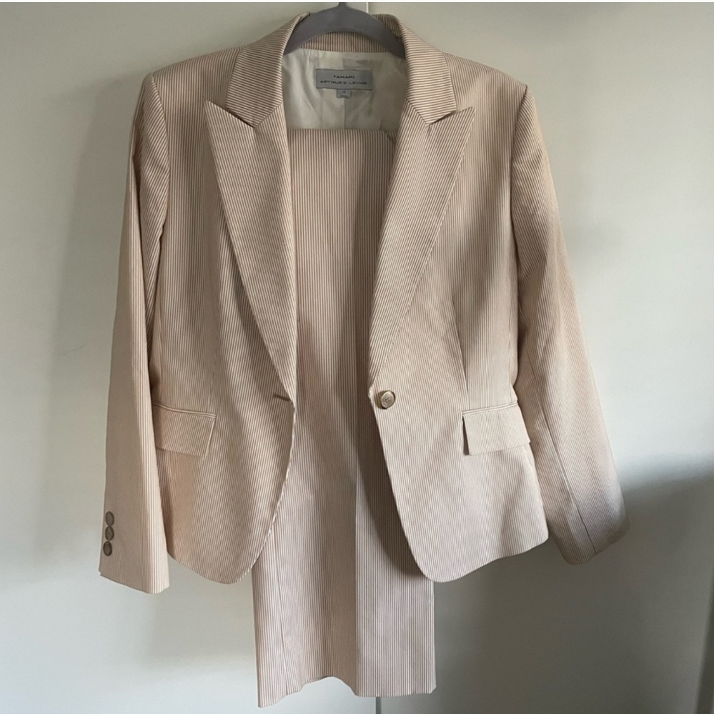Tahari ASL Light Beige Pinstripe Pantsuit